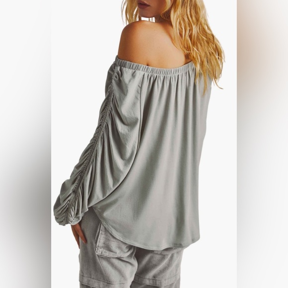 🛑SOLD🛑Free People Serenade One-Shoulder Long Sleeve T-Shirt/BLOUSE - Picture 2 of 12